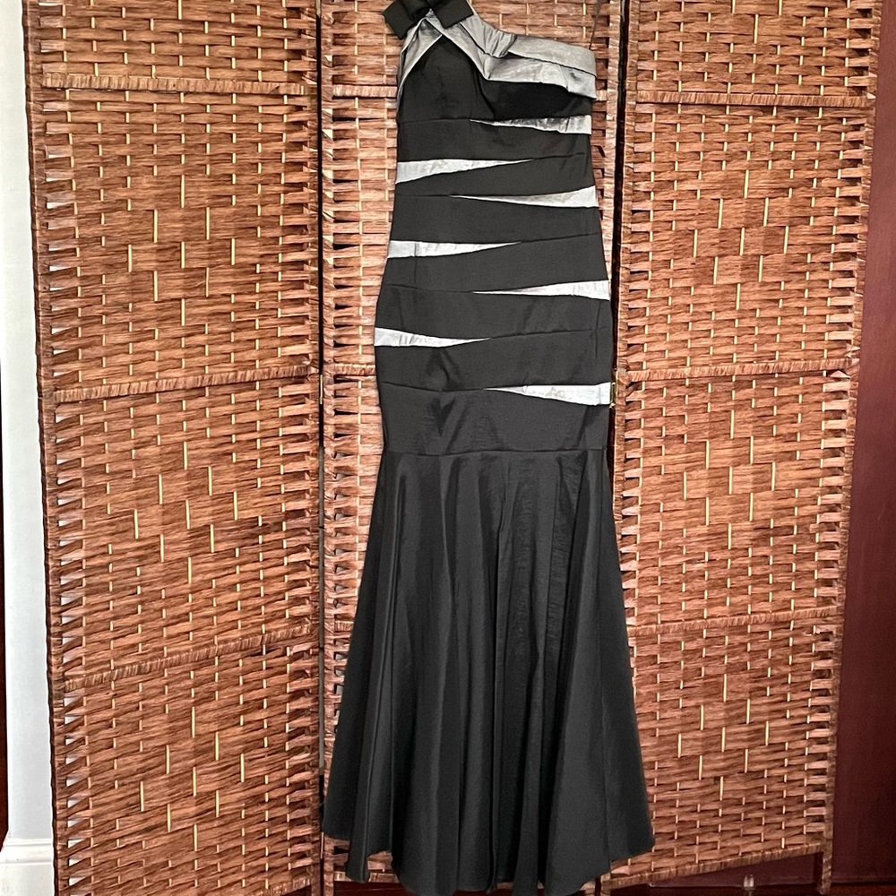 Betsy & Adam Black and Silver One Shoulder Bodycon Prom Dress